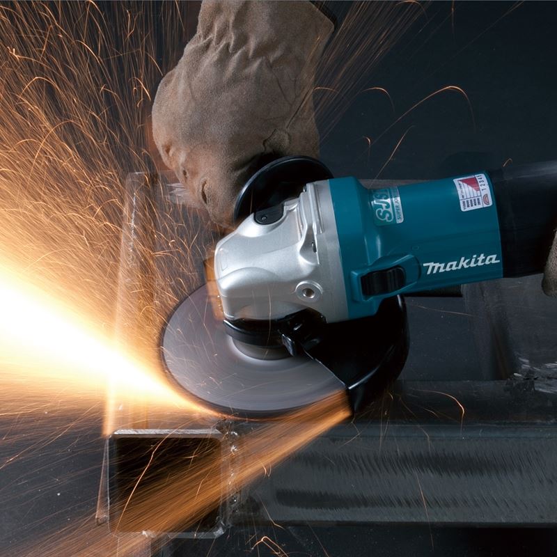 Makita GA5042C01 5" Angle Grinder - Mississauga Hardware Centre IncMakitaGA5042C01