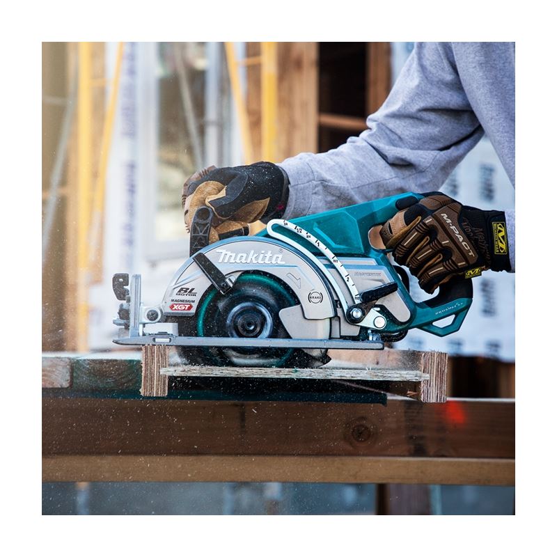 Makita RS001GZ 40V MAX XGT Li - Ion 7 - 1/4 in Rear - Handle Circular Saw with Brushless Motor and ADT - Mississauga Hardware Centre IncMakitaRS001GZ