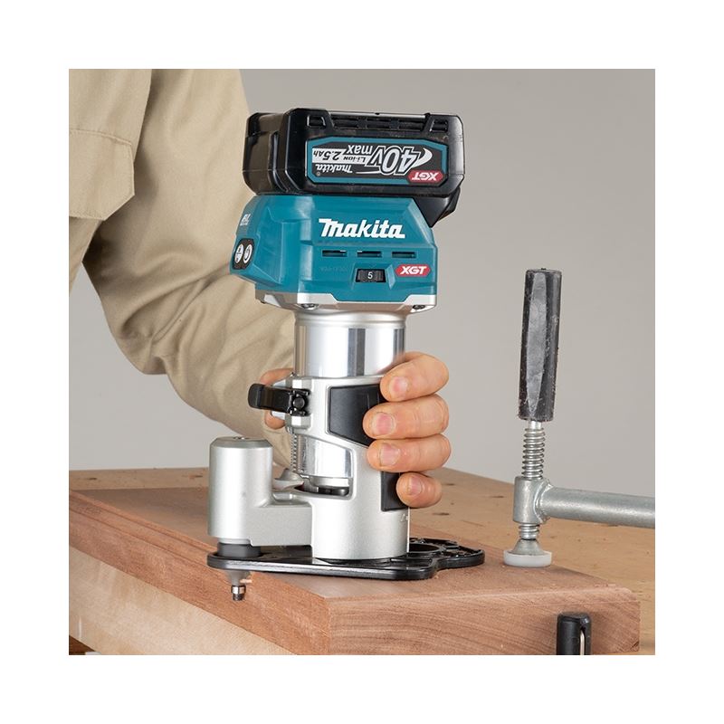 Makita RT001GD101 40V max XGT Brushless Cordless Compact Router w/ AWS XPT (2.5 Ah Kit) - Mississauga Hardware Centre IncMakitaRT001GD101