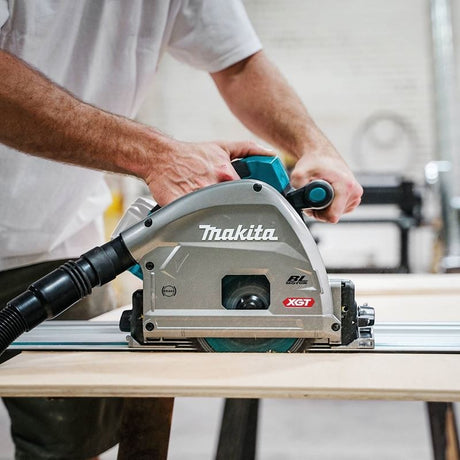 Makita SP001GZ05 40V MAX XGT Li - Ion BL 6 - 1/2in Plunge Cut Circular Saw with 55in Guide Rail - Mississauga Hardware Centre IncMakitaSP001GZ05