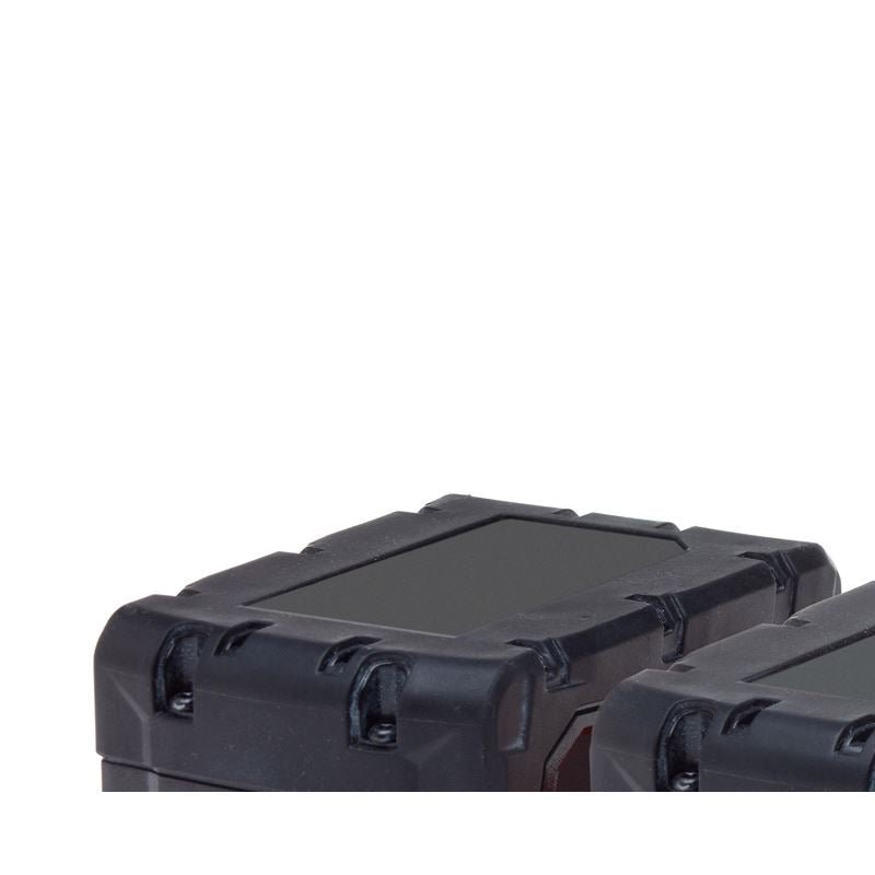 Milwaukee 18V 4 - unit Battery Holder - Mississauga Hardware Centre Inc48 TOOLSBH-MIL-RED-04