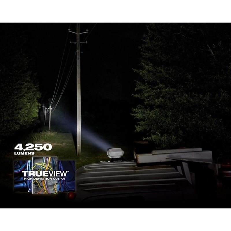 Milwaukee 2123 - 21HD M18 Utility Remote Control Search Light w/ Portable Base Kit - Mississauga Hardware Centre Inc