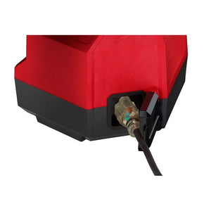 Milwaukee 2136 - 20 M18 ROCKET Tower Light/Charger - Mississauga Hardware Centre Inc