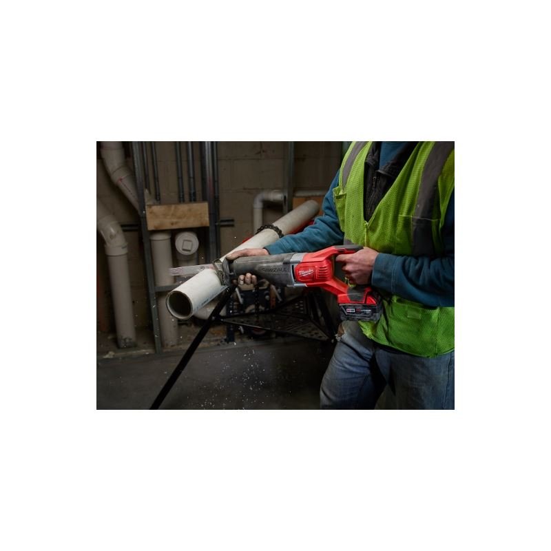 Milwaukee 2621 - 22 M18 SAWZALL Reciprocating Saw Kit - Mississauga Hardware Centre IncMilwaukee2621-22