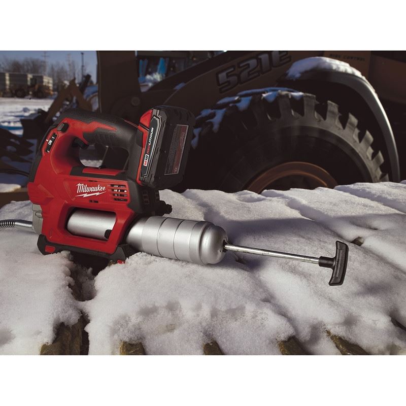 Milwaukee 2646 - 21CT M18 Cordless 2 - Speed Grease Gun Kit - Mississauga Hardware Centre Inc