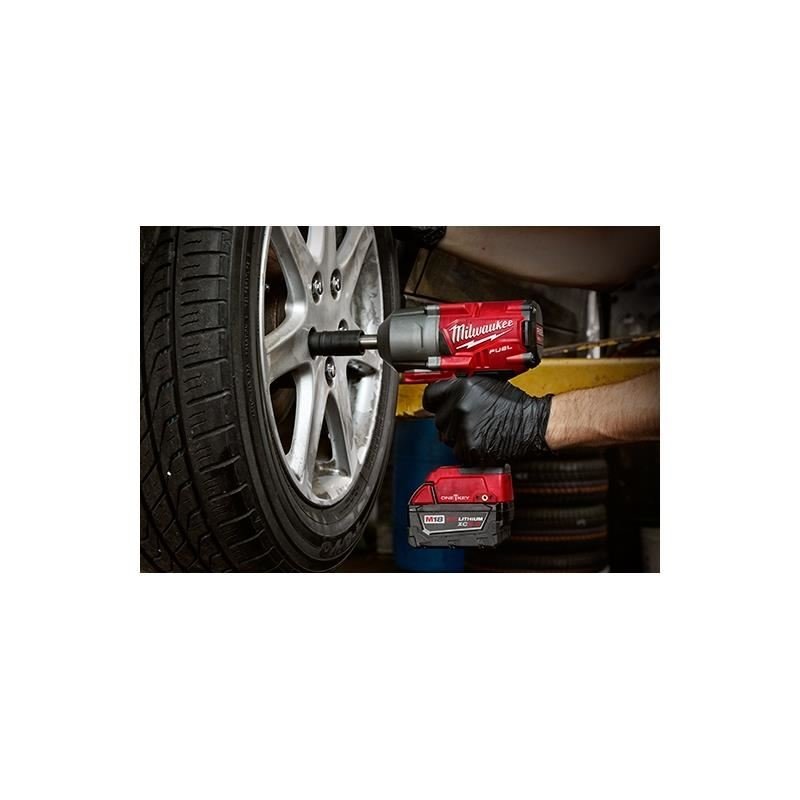 Milwaukee 2769 - 22 M18 FUEL Ext. Anvil Controlled Torque Impact Wrench w/ONE - KEY Kit - Mississauga Hardware Centre IncMilwaukee2769-22