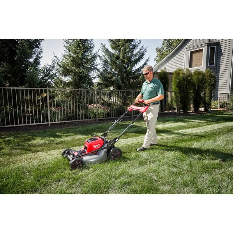 Milwaukee 2823 - 22HD M18 FUEL 21in Self - Propelled Dual Battery Mower Kit - Mississauga Hardware Centre Inc
