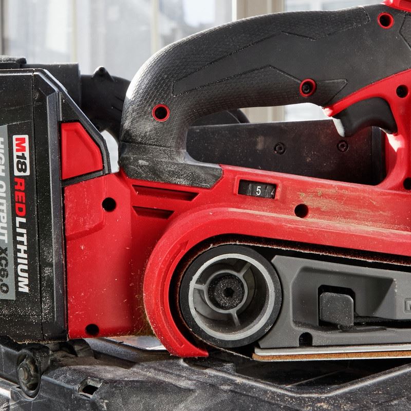 Milwaukee 2832 - 20 M18 Fuel Belt Sander - Mississauga Hardware Centre Inc