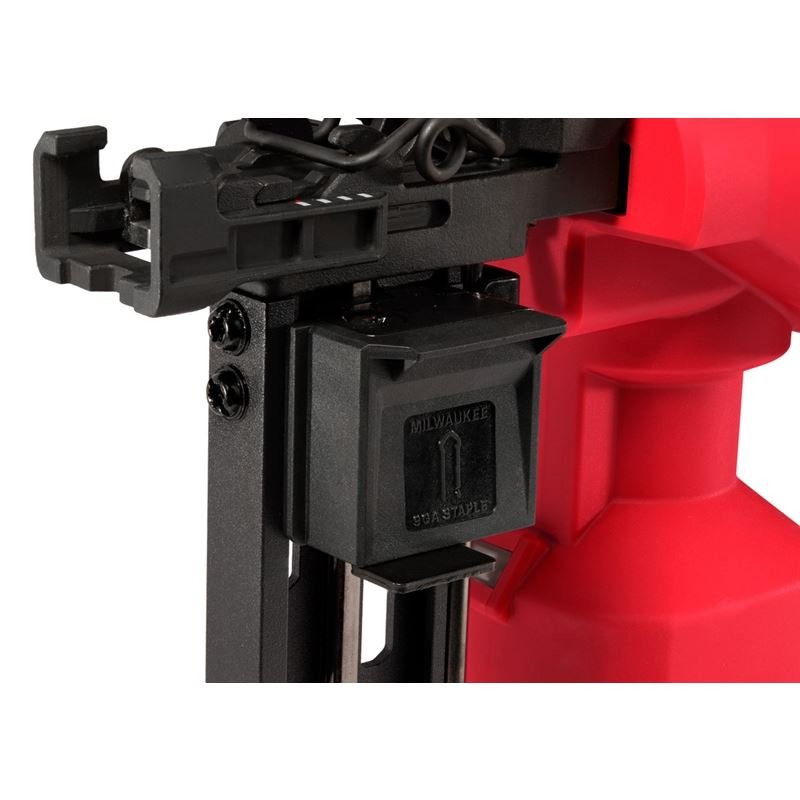 Milwaukee 2843 - 20 M18 FUEL UTILITY FENCING STAPLER - Mississauga Hardware Centre Inc