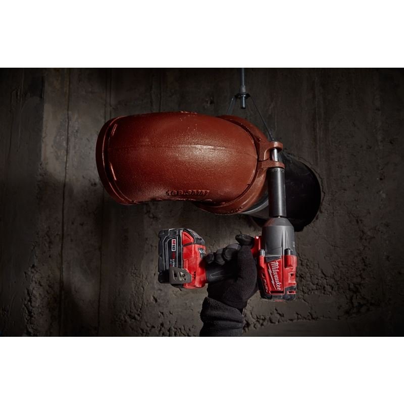Milwaukee 2860 - 20 M18 FUEL 1/2" Mid - Torque Impact Wrench with Pin Detent (Tool Only) - Mississauga Hardware Centre IncMilwaukee2860-20