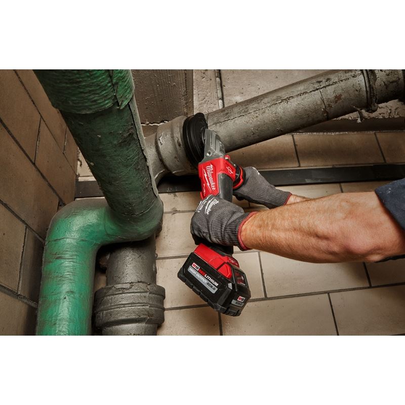 Milwaukee 2886 - 20 M18 FUEL 5in Flathead Braking Grinder, Paddle Switch No - Lock - Mississauga Hardware Centre Inc