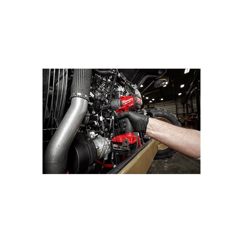 Milwaukee 2993 - 22 M18 Fuel High Torque 1/2 in. and 3/8 in. Impact Kit - Mississauga Hardware Centre Inc
