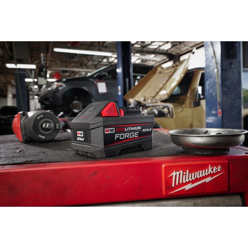 Milwaukee 48 - 11 - 1861 M18 REDLITHIUM FORGE XC6.0 Battery Pack - Mississauga Hardware Centre Inc