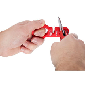 Milwaukee 48 - 22 - 1590 Compact Knife Sharpener - Mississauga Hardware Centre Inc