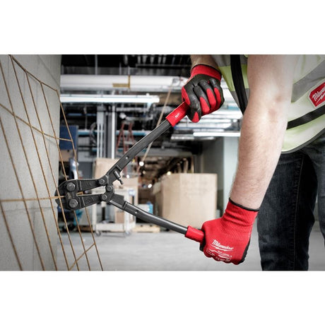 Milwaukee 48 - 22 - 4018 18 in Bolt Cutter - Mississauga Hardware Centre Inc