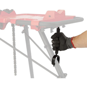 Milwaukee 48 - 22 - 8690 6 in Leveling Tripod Chain Vise - Mississauga Hardware Centre Inc