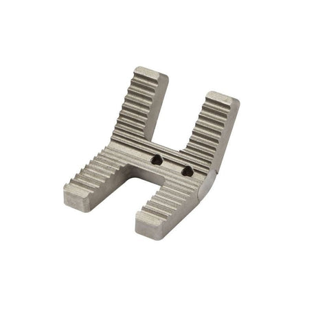 Milwaukee 48 - 22 - 8697 Stainless Steel Jaw for 6 in Leveling Tripod Chain Vise - Mississauga Hardware Centre Inc