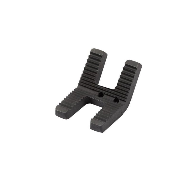 Milwaukee 48 - 22 - 8698 Jaw for 6 in Leveling Tripod Chain Vise - Mississauga Hardware Centre Inc