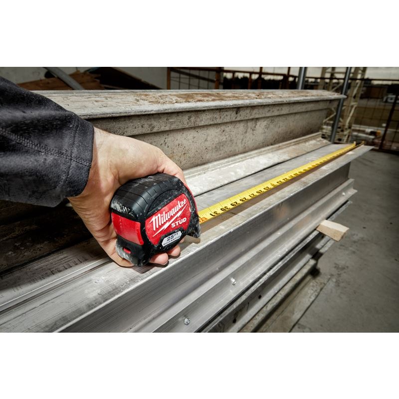 Milwaukee 48 - 22 - 9725M Magnetic STUD Magnetic Tape Measure - Mississauga Hardware Centre Inc