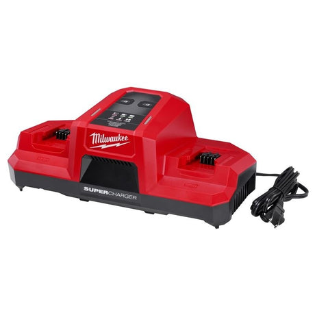 Milwaukee 48 - 59 - 1815 M18 Dual Bay Simultaneous Super Charger - Mississauga Hardware Centre Inc