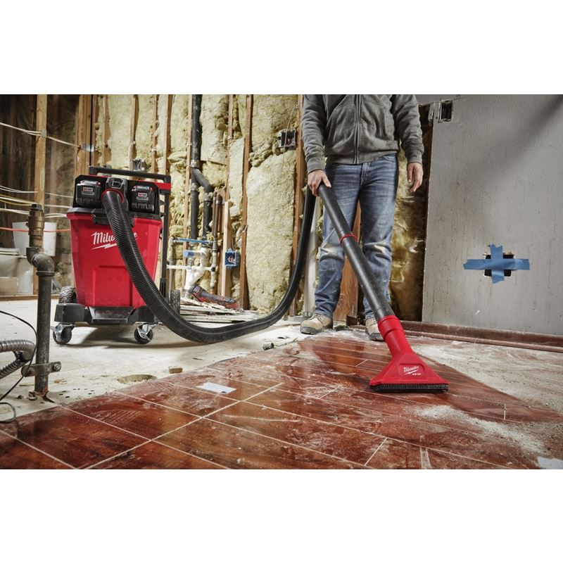 Milwaukee 49 - 90 - 2039 AIR - TIP 2 - 1/2in Rocking Utility Nozzle w/ Brushes - Mississauga Hardware Centre Inc