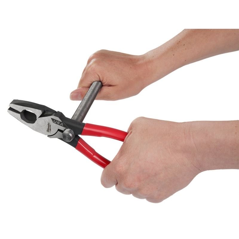 Milwaukee MT500T 9in Linemans Dipped Grip Pliers w/ Thread Cleaner (USA) - Mississauga Hardware Centre Inc