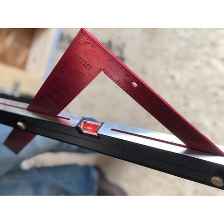 SCRIBNER SCRIBNERTOOL 48 IN LEVEL W/ 24 IN SQUARE - Mississauga Hardware Centre Inc