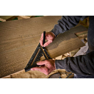 STILETTO STSQ7 - L 7in Carpenter Square with Level - Mississauga Hardware Centre Inc